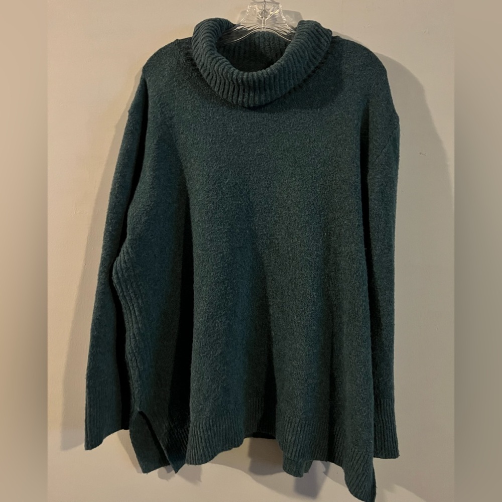 SO Turtleneck Sweater | Size: L | Color: Turquoise |